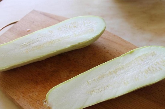 Кабачки, фаршированные курицей и грибами