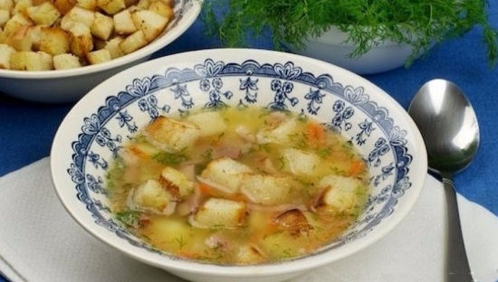 гороховый суп на свином бульоне