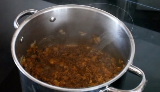 добавим фарш