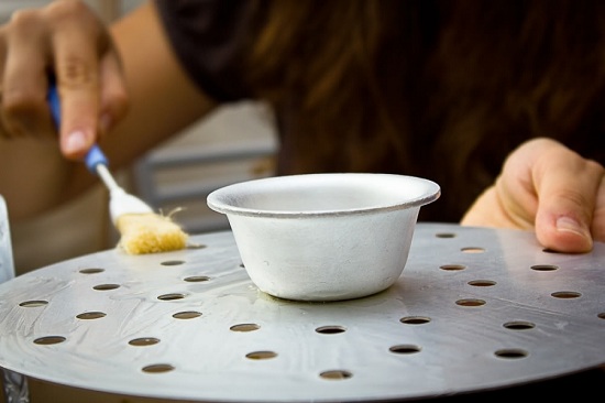 Смажем ярусы прибора маслом